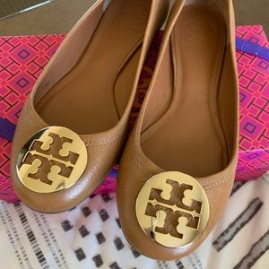 Like New!!! Tory Burch Reva Royal Tan/Gold